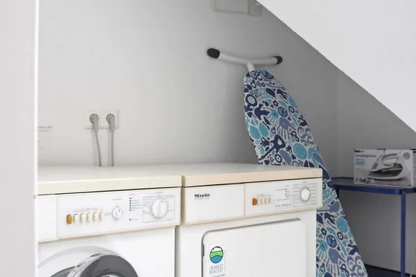 Waschmaschine  + Trockner (1. Etage)  Friesenhaus im Süden