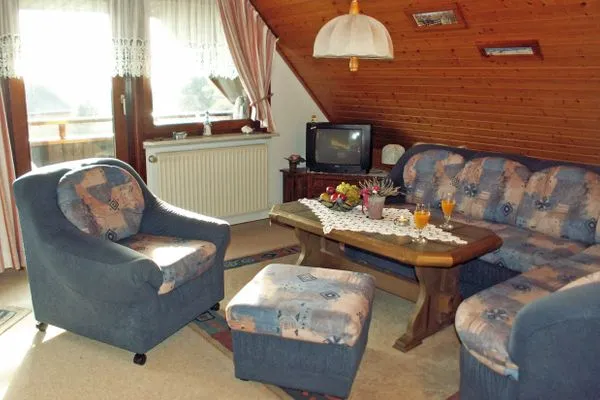 Wohnzimmer Haus Huber Backbord Whg. 01