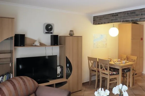 Wohnzimmer und Eßbereich  Haus Seute Deern Whg. 01 Strandläufer