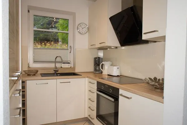 Küche / Küchenzeile  Silbermöwe Haus 02