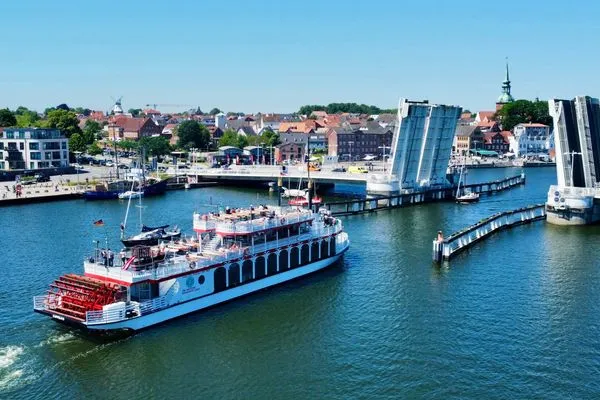 Strand  Grüne Wiese