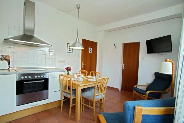 offene Küche mit Eßbereich Haus Sonnenschein Haus Sonnenschein Whg 02