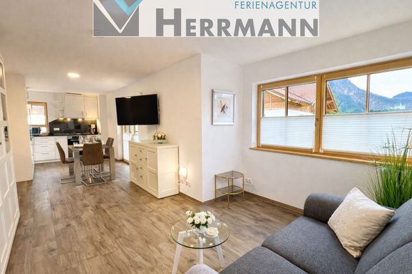 Ferienhaus Heidi Ferienwohnung Schlossblick Ferienwohnungen in Schwangau - Wohnzimmer