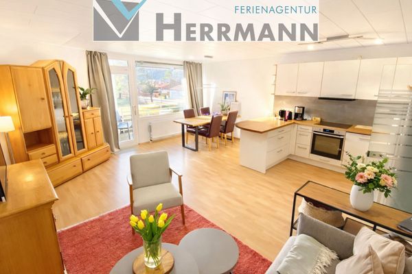  Ferienwohnung Bergblick Ferienwohnungen in Weissensee - Wohnzimmer