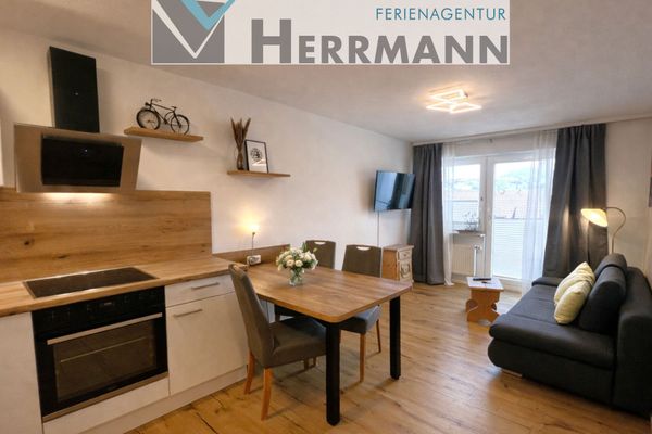  Ferienwohnung Felsenschwalbe Ferienwohnungen in Pfronten - Wohnzimmer