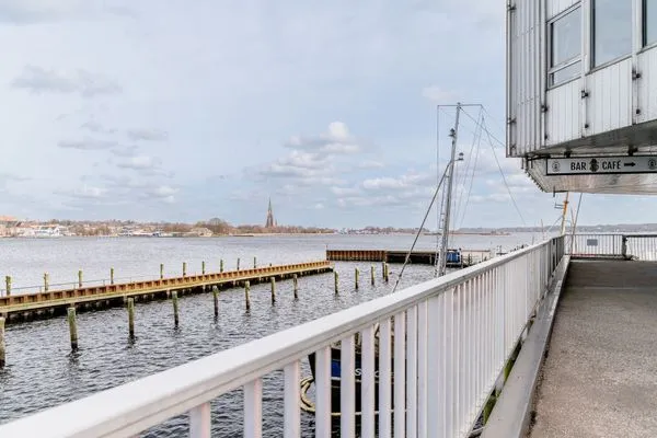 Fassade / Eingang  FjordLoft