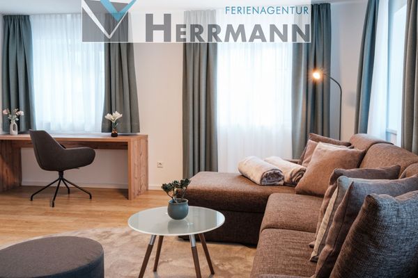  Ferienwohnung Beim Paschamarte Ferienwohnungen in Schwangau - Wohnzimmer