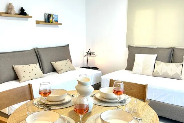 Wohnzimmer  Orfanos 5