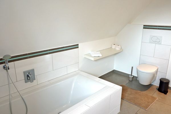  Sonnenhaus Tating - Badewanne