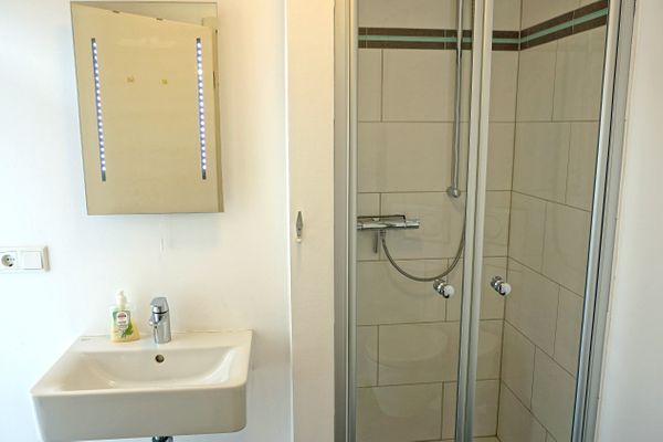  Sonnenhaus Tating - Dusche