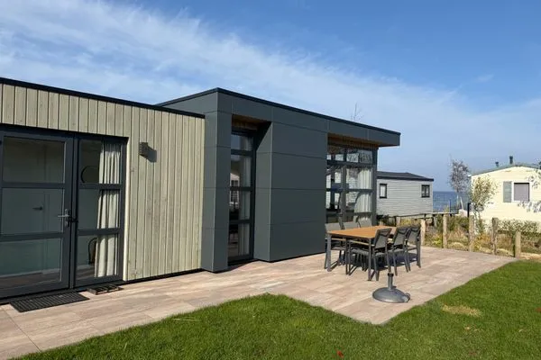 EuroParcs Enkhuizer Strand Chalet Zeezeit Haus Nr. 338