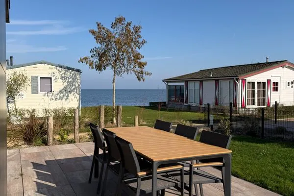  EuroParcs Enkhuizer Strand Chalet Zeezeit Haus Nr. 338