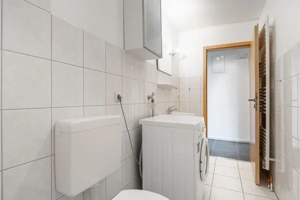 Badezimmer  Ferienwohnung Schleiwiese mit Meerblick in Stexwig