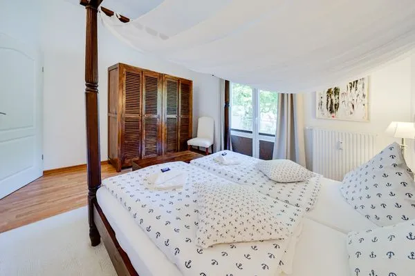 Schlafzimmer  Wald & Meer Apartments, FeWo I: Waldgeflüster