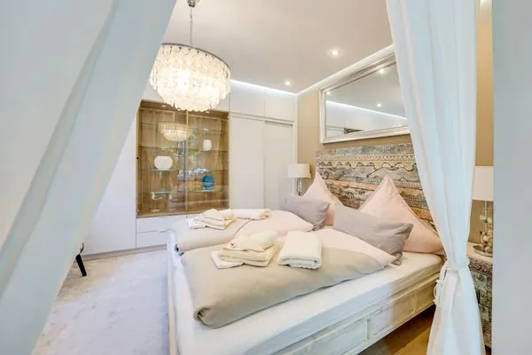 Schlafzimmer  Wald & Meer Apartments, FeWo II: Waldblick