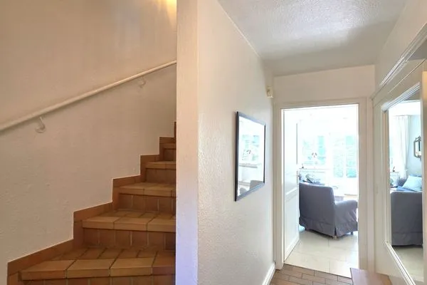 Empfang  Eulenkamp 8 c - DHH rechts