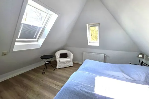 Schlafzimmer  Eulenkamp 8 c - DHH rechts