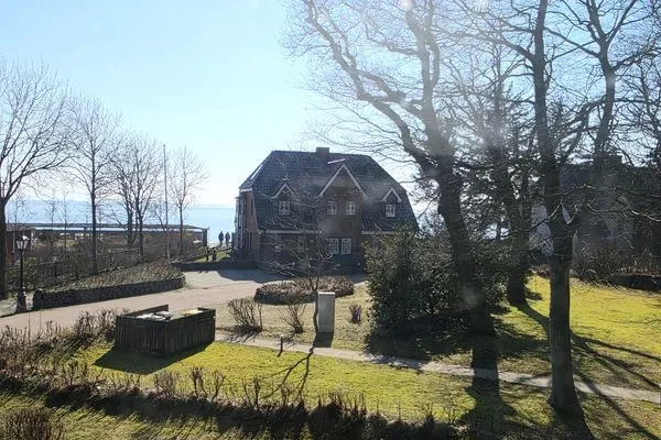 Meerblick  Eulenkamp 8 a - DHH links