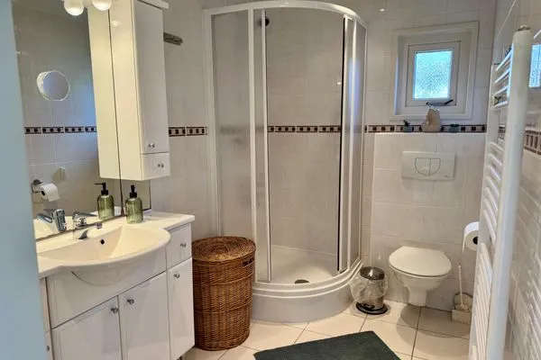  EuroParcs Schoneveld / Breskens Huis Zeemeeuw mit Zaun Haus Nr. J250