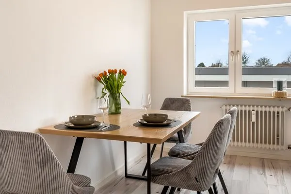 Ferienhaus Bahnhofstrasse Ferienwohnung Abendsonne Langenargen - Essbereich