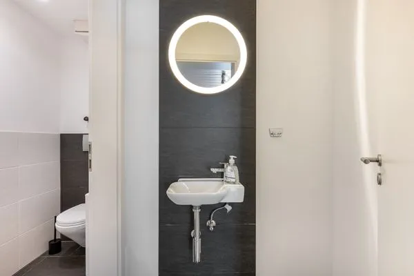 Ferienhaus Bahnhofstrasse Ferienwohnung Abendsonne Langenargen - Badezimmer 1