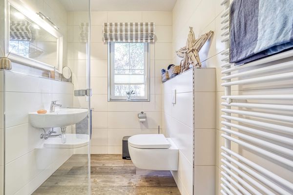  Strandwiese 12 Haus Strandgut Zingst - Badezimmer