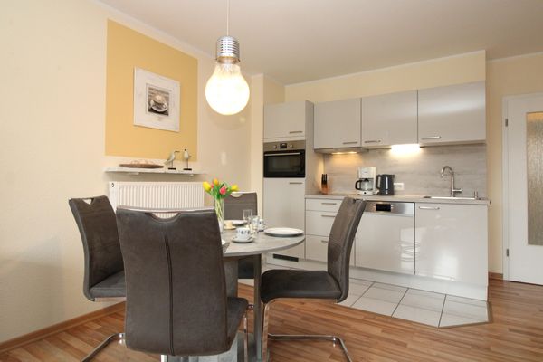  Appartementhaus Eichsfeldia Fewo 8 Kühlungsborn-West - Wohnzimmer