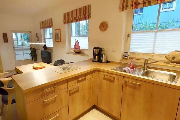 viel Platz zum Kochen Waldsiedlung W10.1