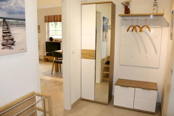 Flur mit Garderobe Waldsiedlung W10.1