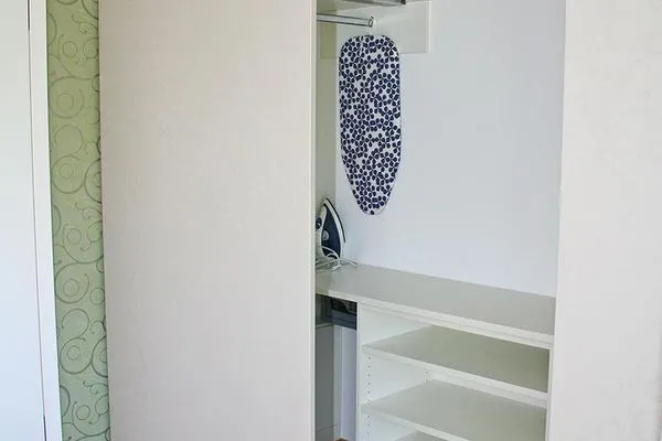 Kleiderschrank mit viel Stauraum  Achternhus Kalle