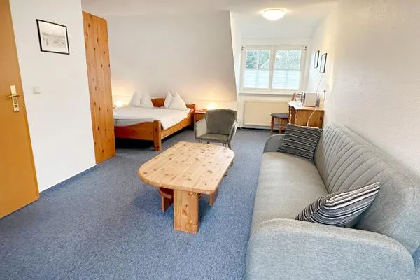 geräumige Aufteilung im Zimmer 5 - Haus Kleist Haus Kleist Zimmer 5