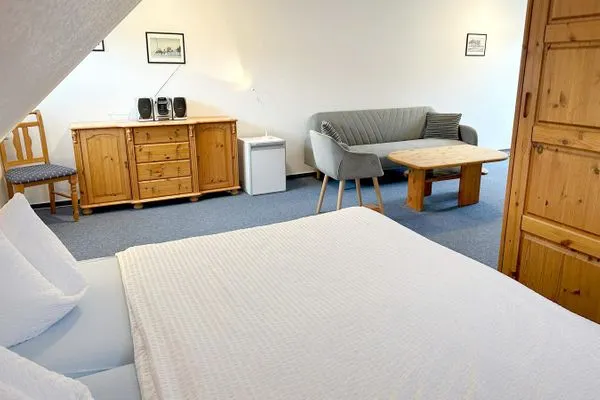Bettwäsche und Handtücher sind inklusive Haus Kleist Zimmer 5