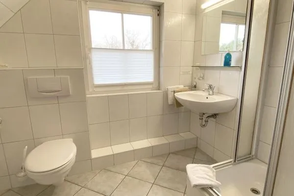 2. Ansicht Bad Haus Kleist Zimmer 5