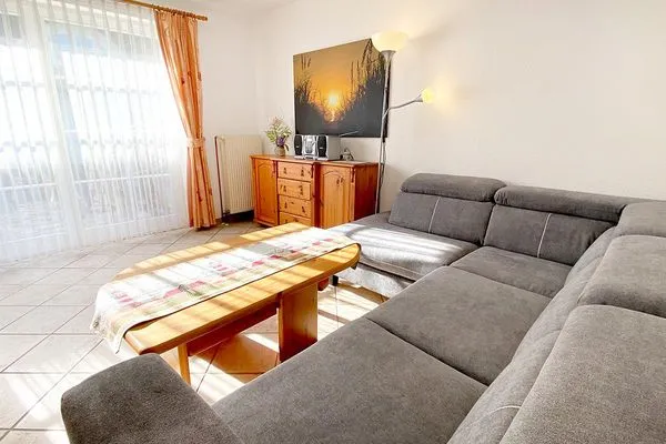 viel Platz zum Entspannen auf der Couch Haus Kleist Wohnung 2