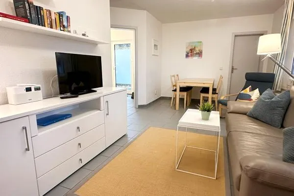 Blick in den Ess- und Küchenbereich, offener Zugang zur Küche Katharinas Ferienhaus Wohnung 2