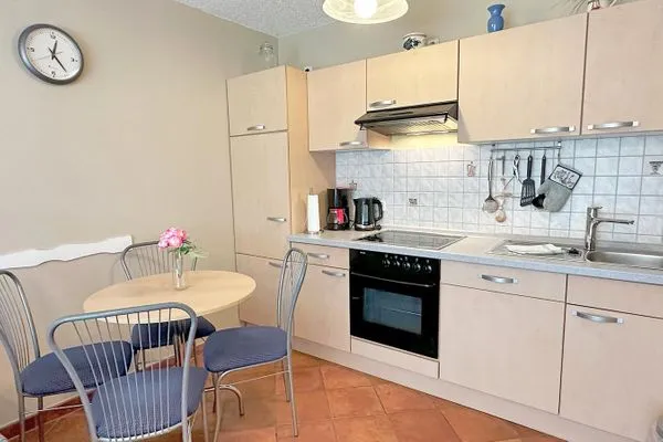 Küche und Essplatz Zum Leuchtturm Wohnung 2
