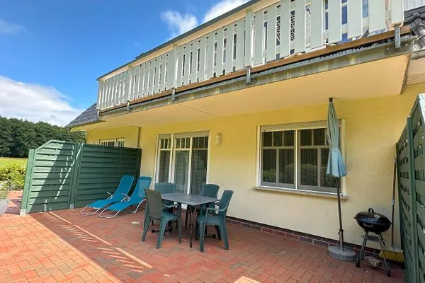 möblierte Terrasse Zum Leuchtturm Wohnung 2