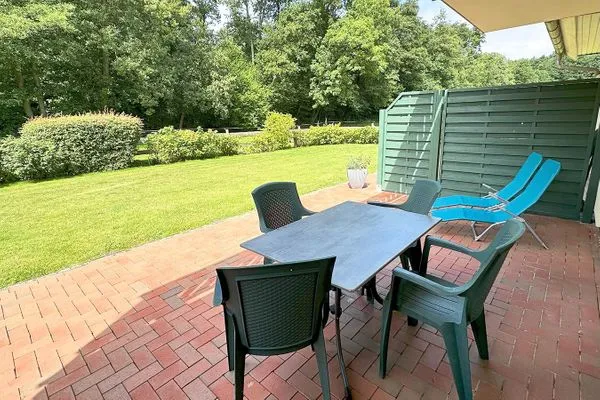 mit Blick ins Grüne Zum Leuchtturm Wohnung 2