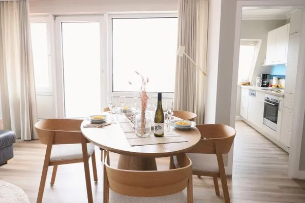 Wohnzimmer  Elisabethstr. 2, Whg. 13