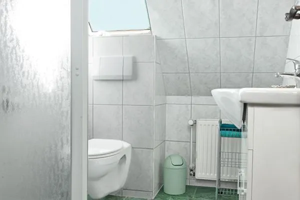 Bathroom Insel-Idyll Sonnenschein