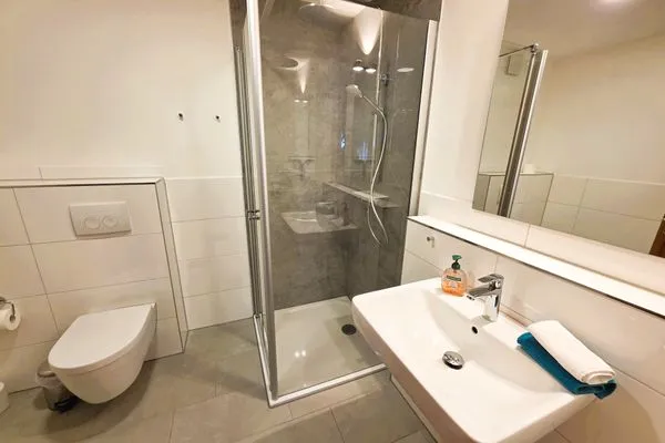 Badezimmer  Ferienwohnung Backbord