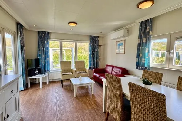  EuroParcs Schoneveld / Breskens Chalet am Strandaufgang Haus Nr. B029