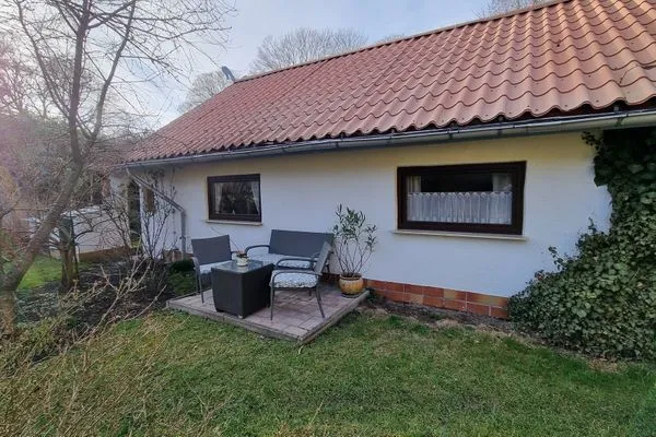 Garten  Ferienhaus Julchen - mit Garten, Grillplatz, Sauna