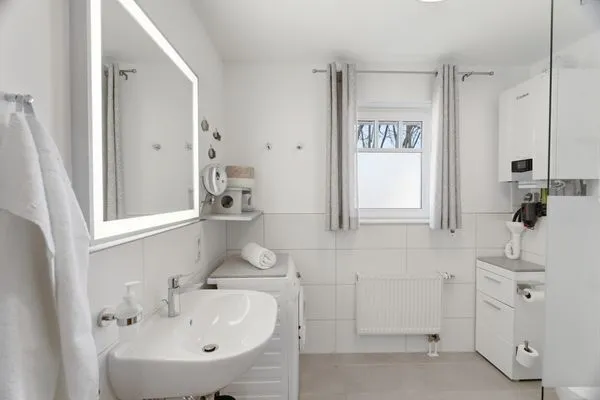 Badezimmer mit ebenerdiger Dusche Zur Hanse Wohnung 4.1