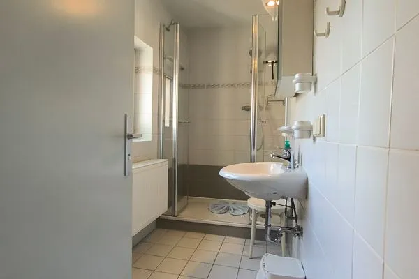 Badezimmer  Ferienhaus Marintje auf Langeoog