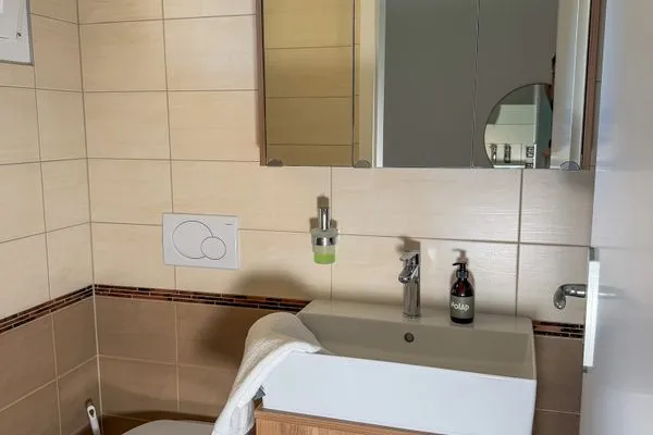 Gäste-WC  Bergidylle am Lago Maggiore