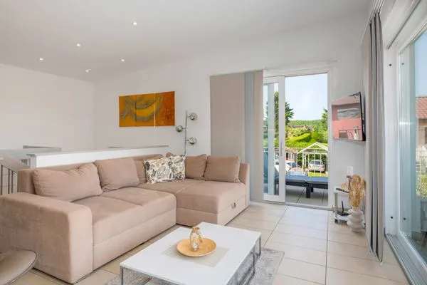 Wohnzimmer  Ferienwohnung Krebssee Idyll 2