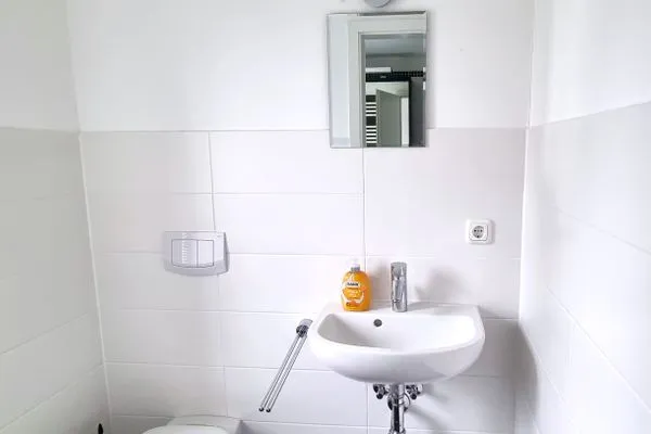 Badezimmer  Ferienwohnung Ostrea Breege - mit Garten und Grill