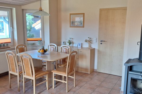 Ferienhaus Strandmuschel Otterndorf - Essbereich