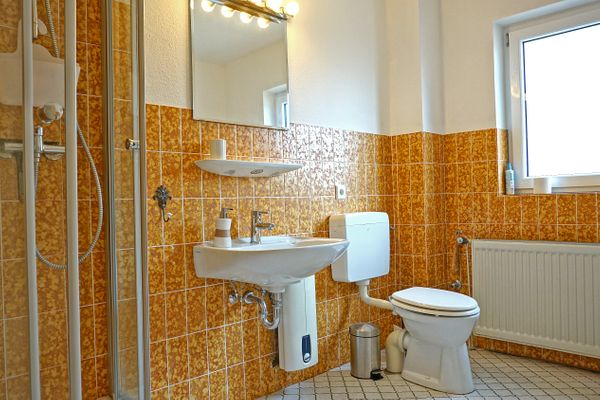  Rochelsand EG 1 Tating - Badezimmer